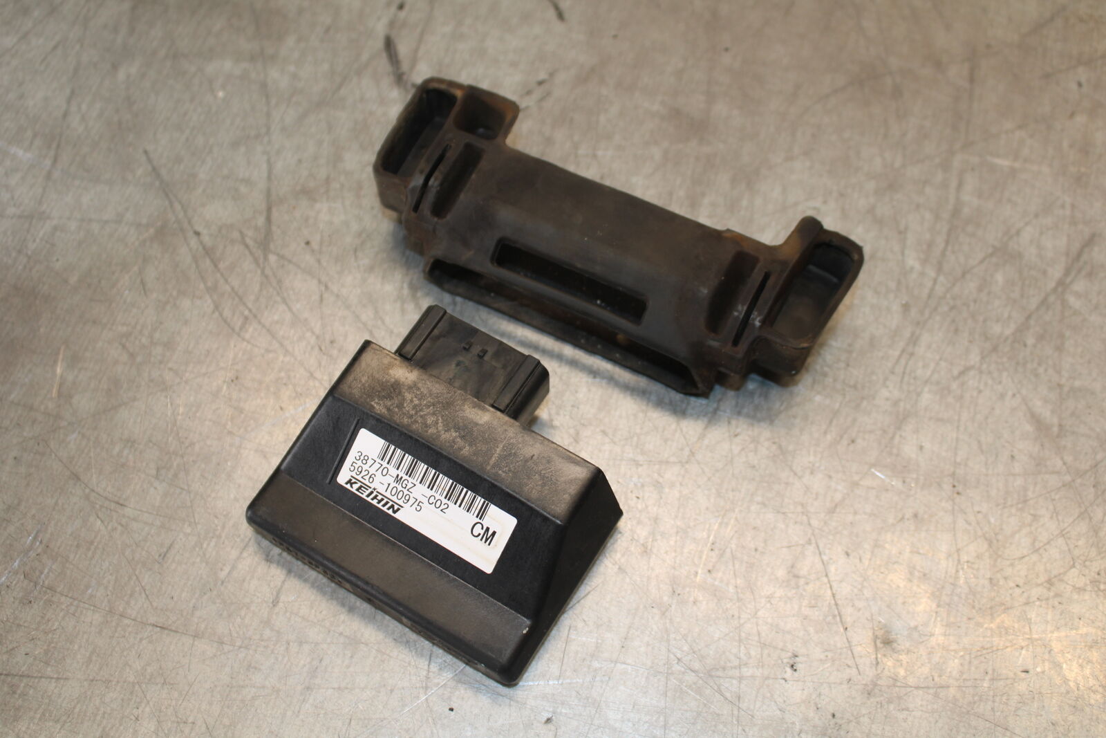 13-15 HONDA CBR500R ECU COMPUTER CONTROLLER UNIT BLACK BOX ECM CDI BB704