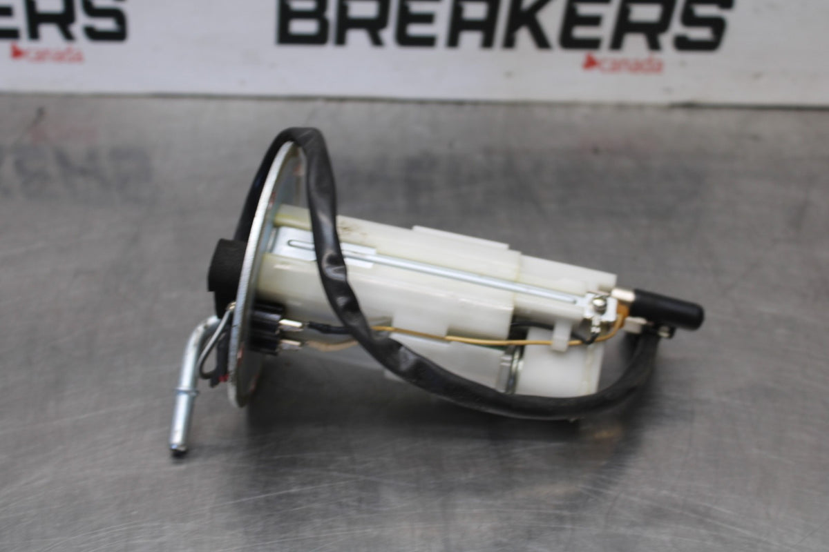13-18 KAWASAKI NINJA ZX6R FUEL PUMP GAS PETROL SENDER UNIT BB915