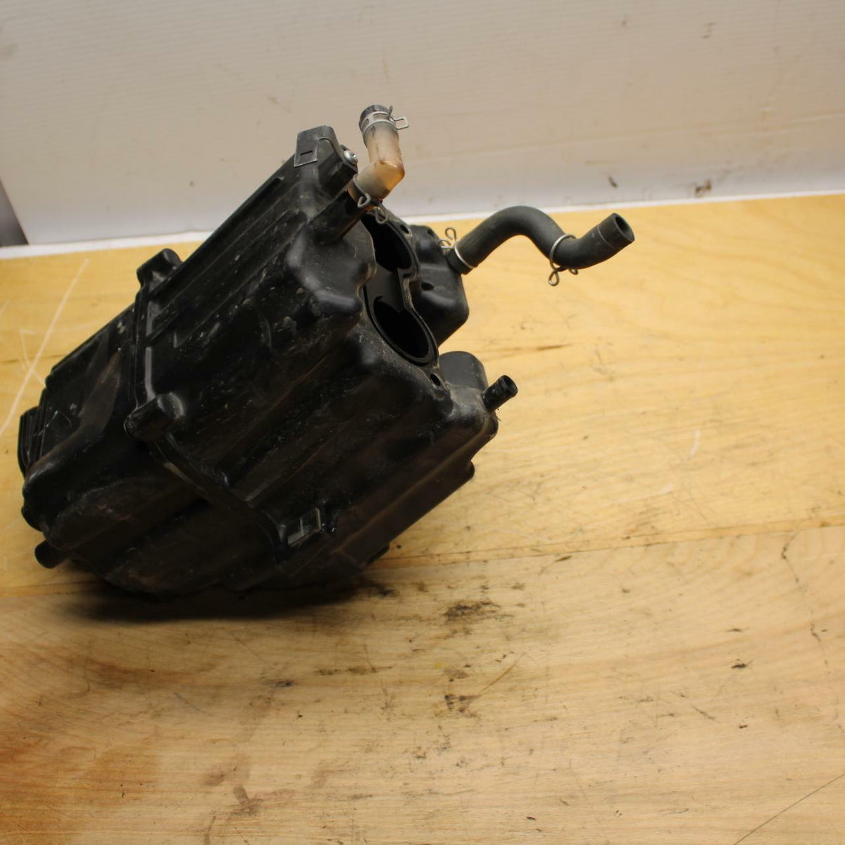 13-15 HONDA CBR500R AIRBOX AIR INTAKE FILTER BOX 17225-MGZ-D00 BB315