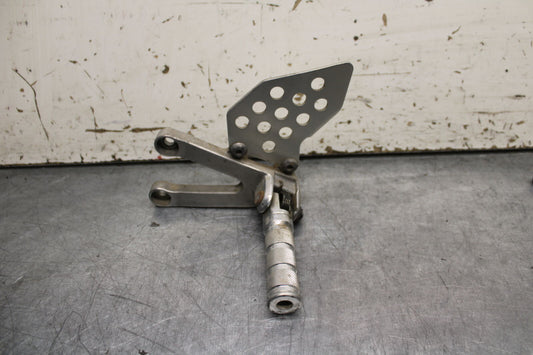 05-06 HONDA CBR600RR LEFT REARSET REAR SET DRIVER FOOT PEG REST STOP BB739