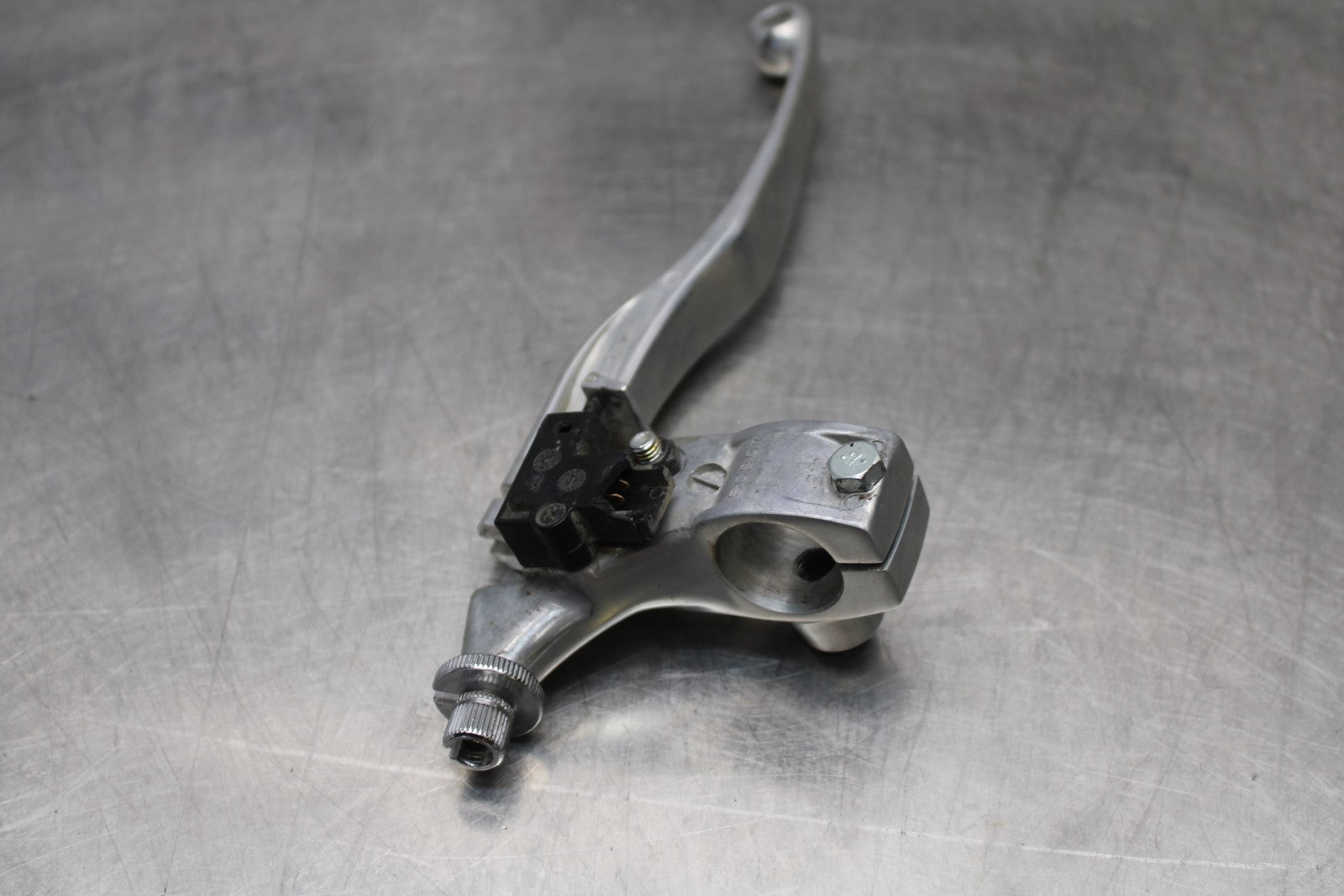 08 KAWASAKI VULCAN 900 LEFT HANDLEBAR CLIPON CLUTCH LEVER BB184