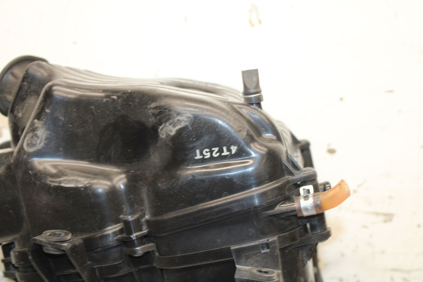 15-16 HONDA CB300F AIRBOX AIR INTAKE FILTER BOX BB740