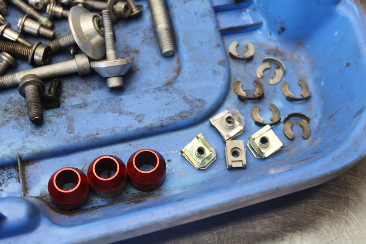 17-20 BMW S1000R MOUNTING BOLTS HARDWARE SCREWS BB909