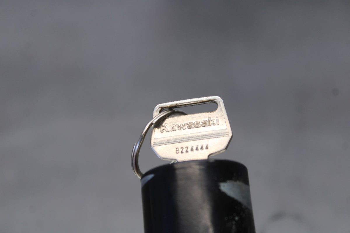 06 KAWASAKI KLR650 IGNITION LOCK W KEY BB919