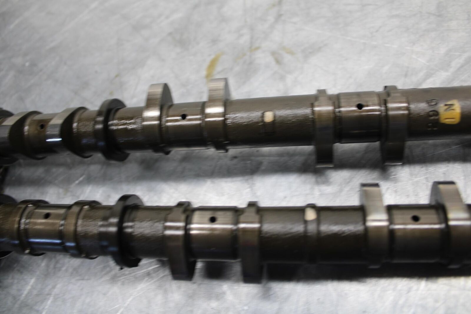 04-05 SUZUKI GSXR600 CAMSHAFT CAMS CAM SHAFTS  12710-29G00 12720-29G00 BB329