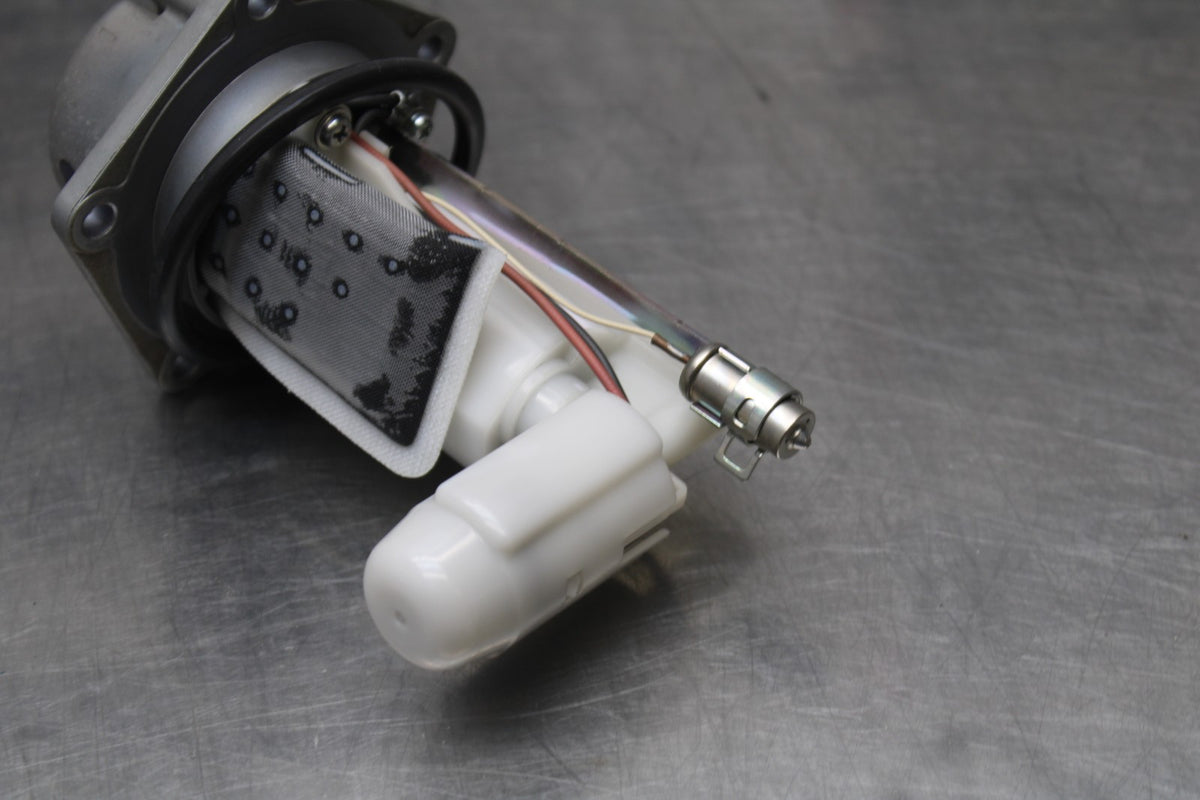 06-07 KAWASAKI NINJA 650R EX650A FUEL PUMP GAS PETROL SENDER UNIT BB774