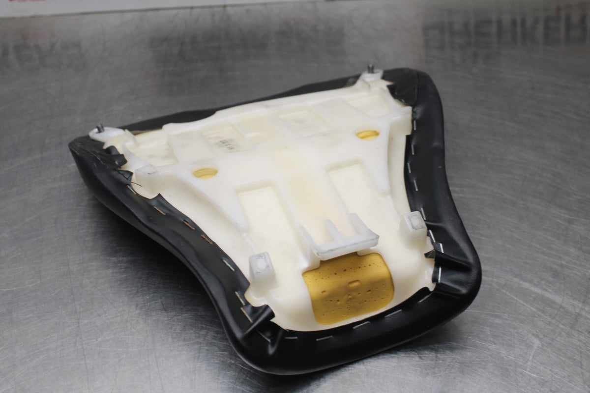13-24 HONDA CBR600RR FRONT DRIVERS SEAT PAD SADDLE PILLION BB772