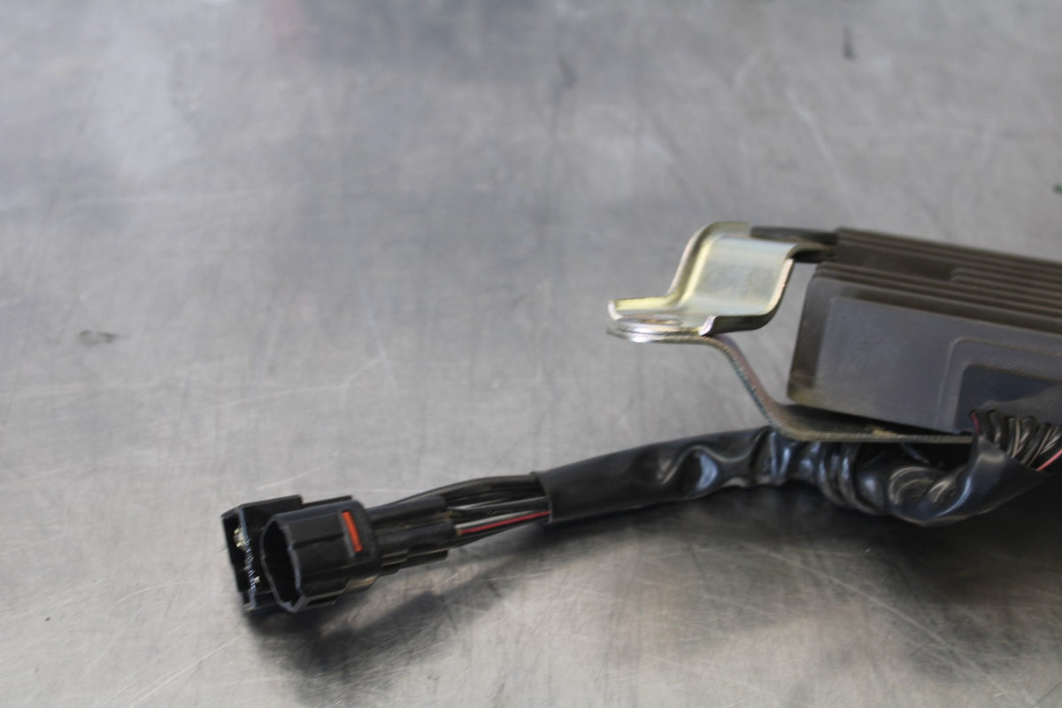 15-26 SUZUKI GSXR600 RECTIFIER VOLTAGE REGULATOR BB888