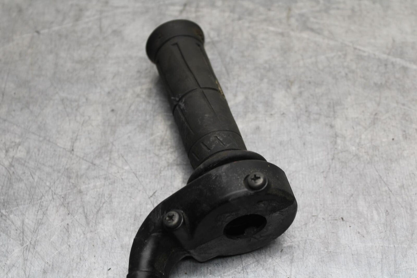 09-12 KAWASAKI NINJA ZX6R ZX600R RIGHT THROTTLE GRIP 46019-0020 BB617