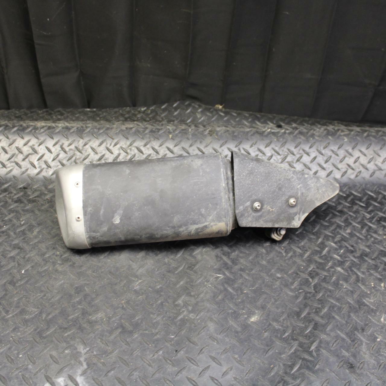 19 YAMAHA YZF R3 EXHAUST PIPE MUFFLER SLIP ON CAN SILENCER BB177