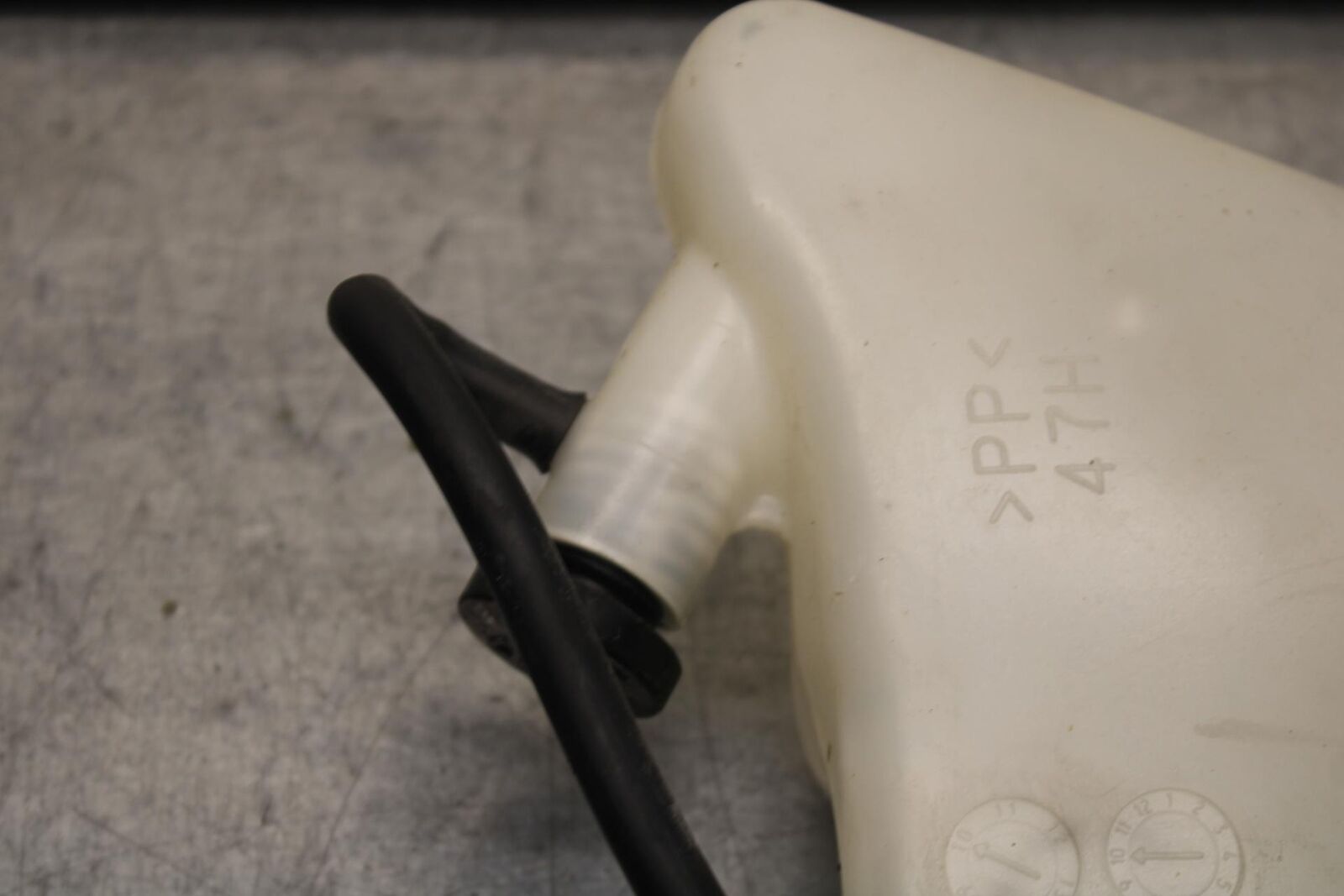 2011 Suzuki GSXR1000 COOLANT WATER TANK RESERVOIR BOTTLE 17910-47H00 BB96