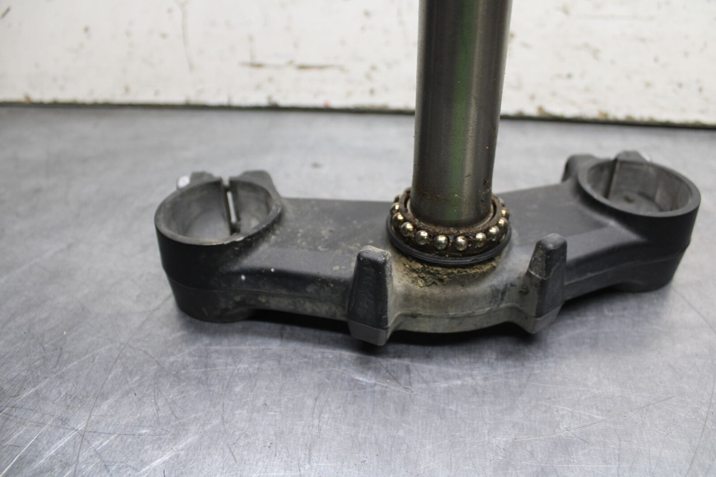 12-13 KAWASAKI Z1000 FRONT FORKS CLAMP LOWER TRIPLE TREE STEM BB743