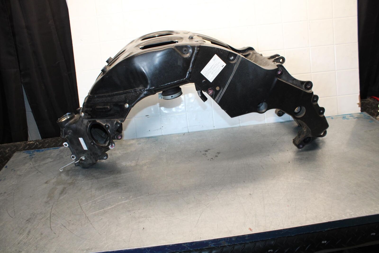 06-07 KAWASAKI NINJA ZX14R FRAME CHASSIS BB433