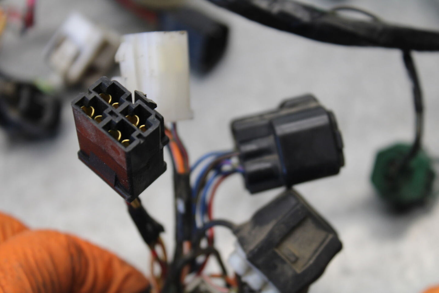 05-06 SUZUKI GSXR1000 MAIN ENGINE WIRING HARNESS WIRE LOOM 36610-41G30 BB663