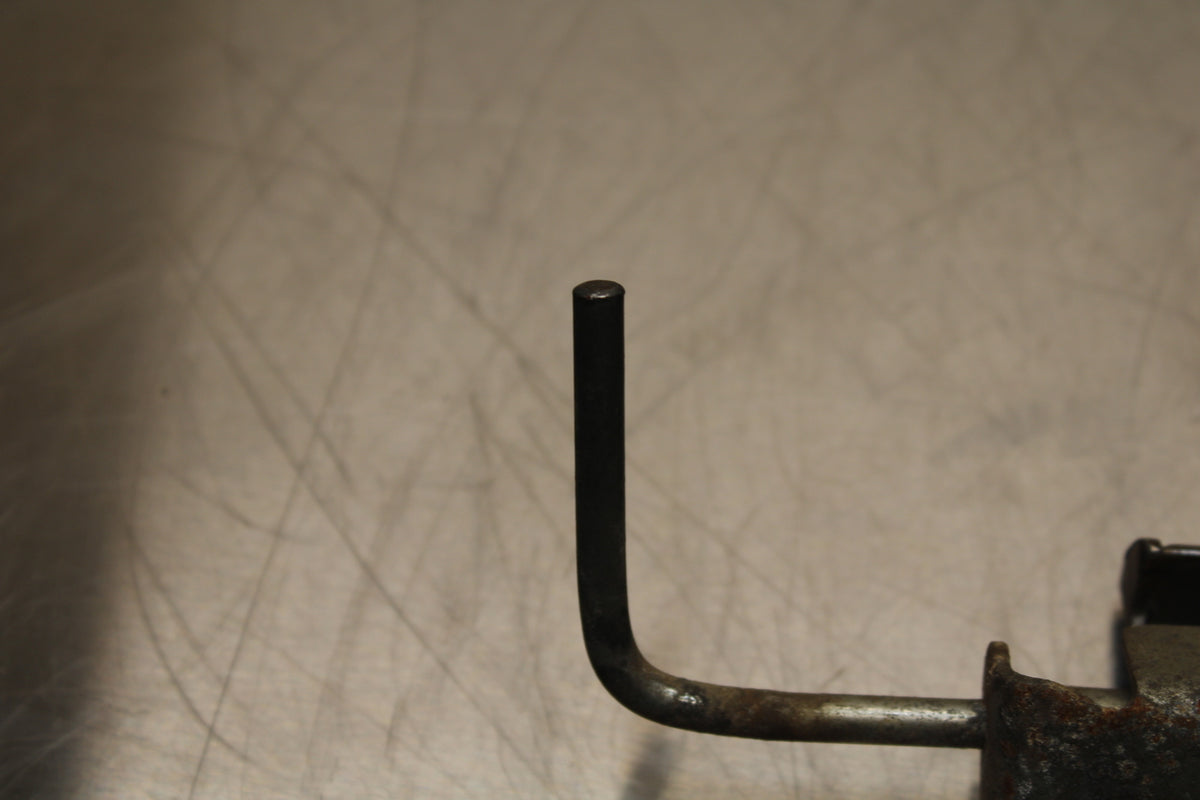 82 HONDA CT70 TRAIL SEAT LATCH  BB138
