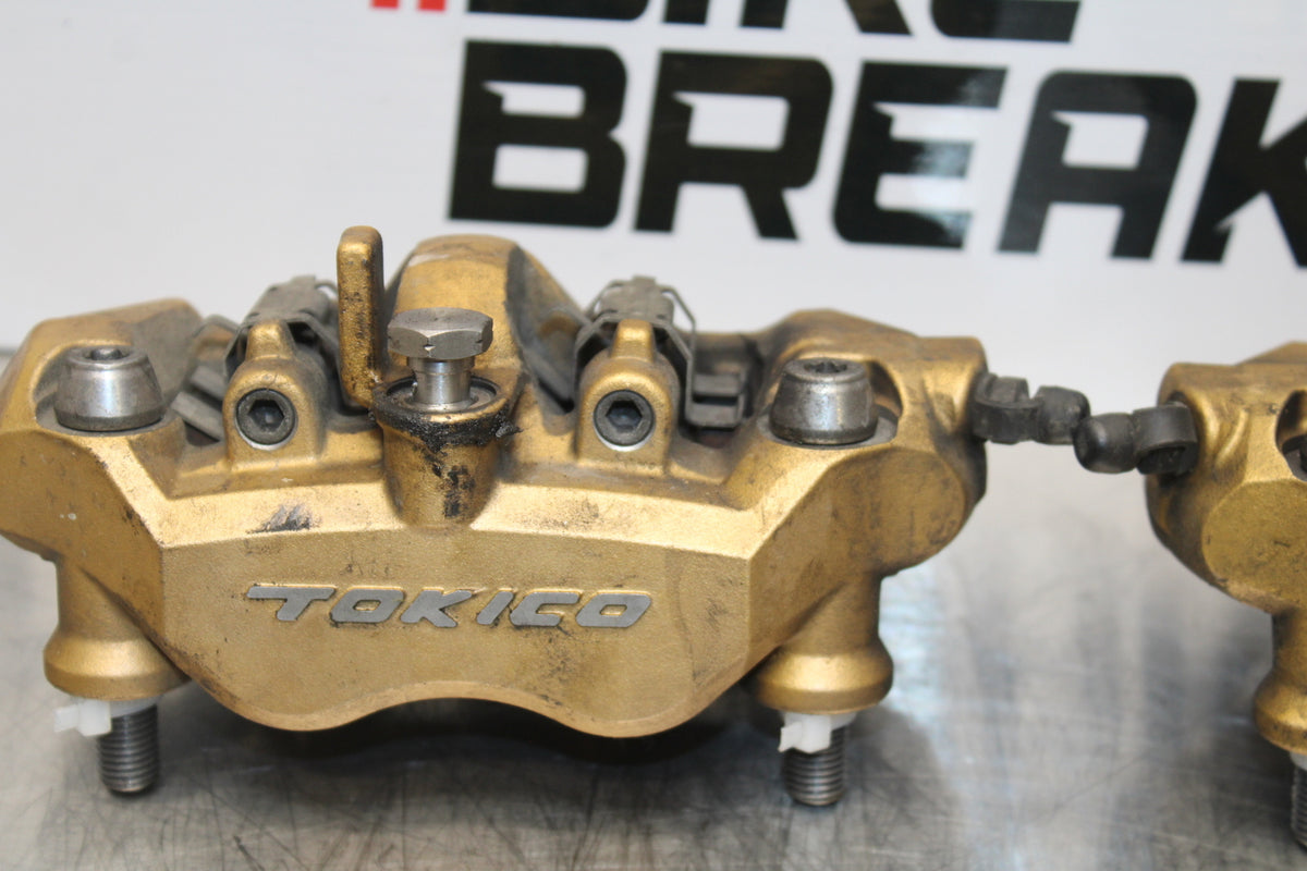 04-05 KAWASAKI NINJA ZX10R RIGHT LEFT FRONT BRAKE CALIPER SET  BB163