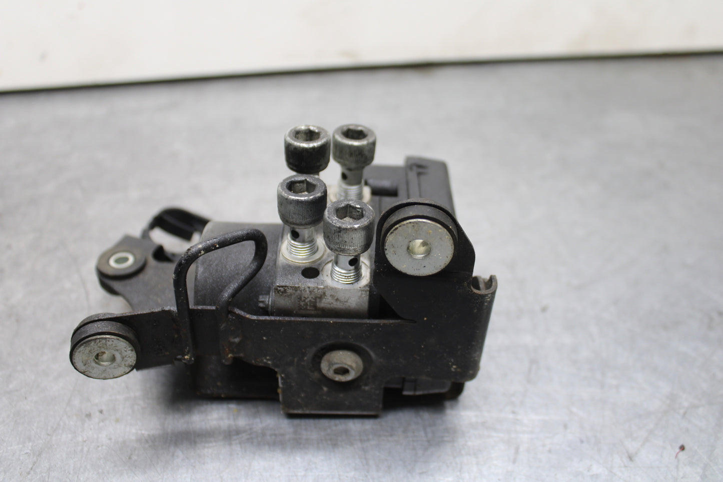 13-18 KAWASAKI NINJA ZX6R ABS PUMP UNIT MODULE BB118