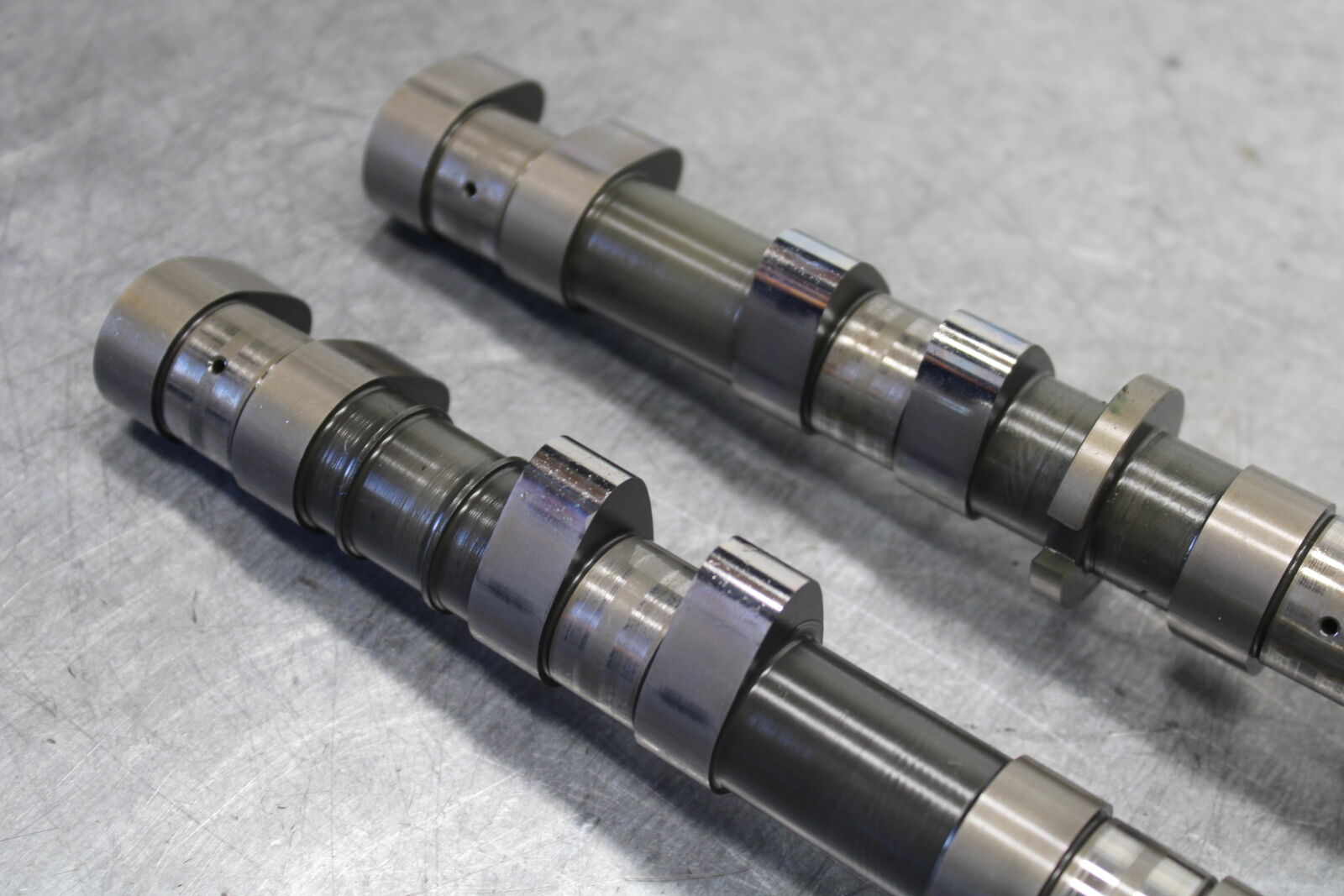 08-09 YAMAHA YZF R6S CAMSHAFT CAMS SHAFTS  5SL-12170-00-00 5SL-12180-00-00 BB690