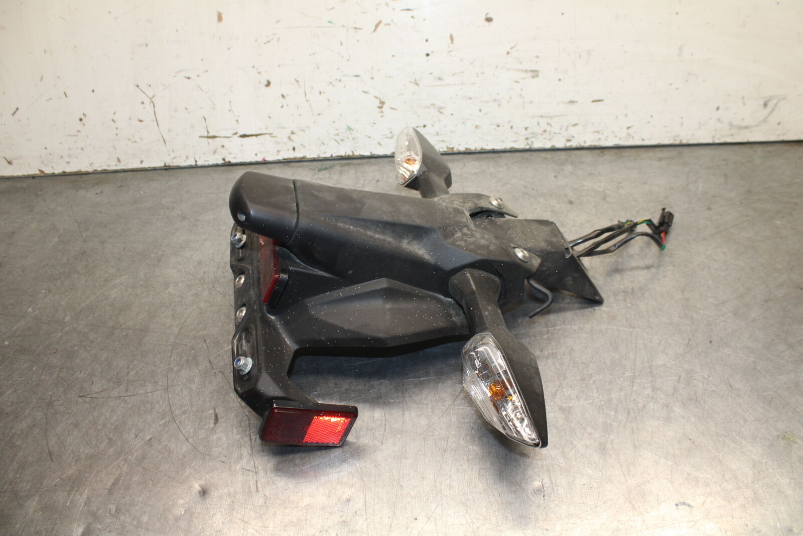 18-23 KAWASAKI NINJA 400 EX400 ABS REAR BACK FENDER MUD GUARD BB747