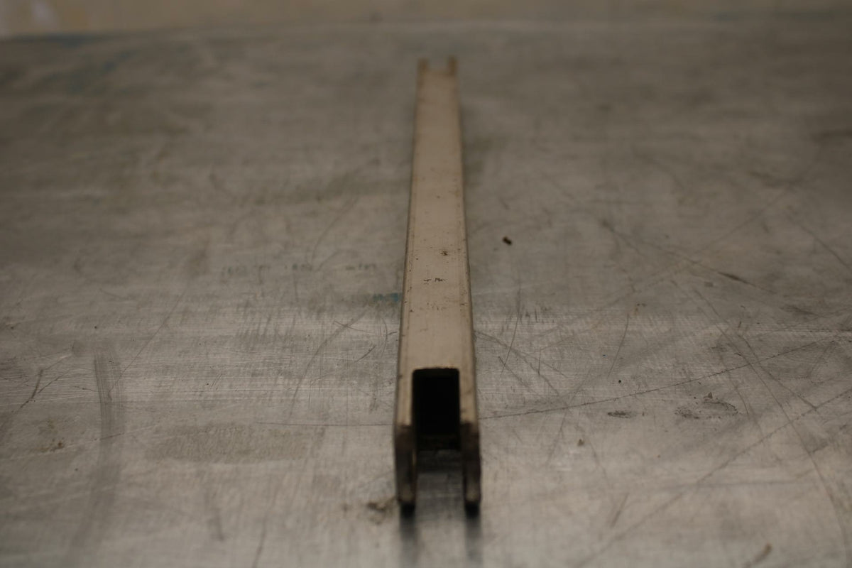 85 YAMAHA RZ500 REAR BACK BRAKE TORQUE ROD SHAFT BAR BB27 A