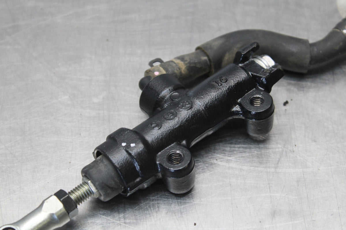 23-26 KAWASAKI NINJA ZX4RR REAR BACK BRAKE MASTER CYLINDER W RESERVOIR BB872