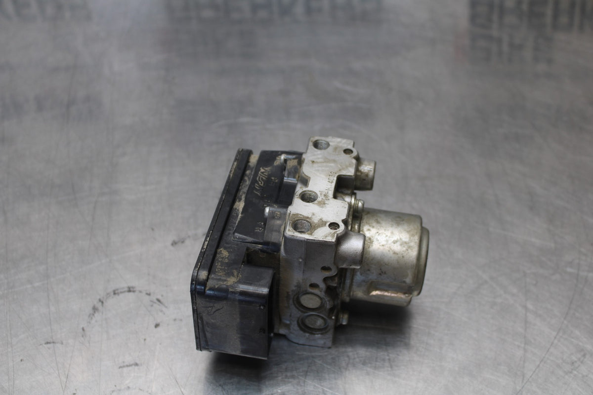 12 HONDA CB1000R ABS PUMP UNIT MODULE BB200