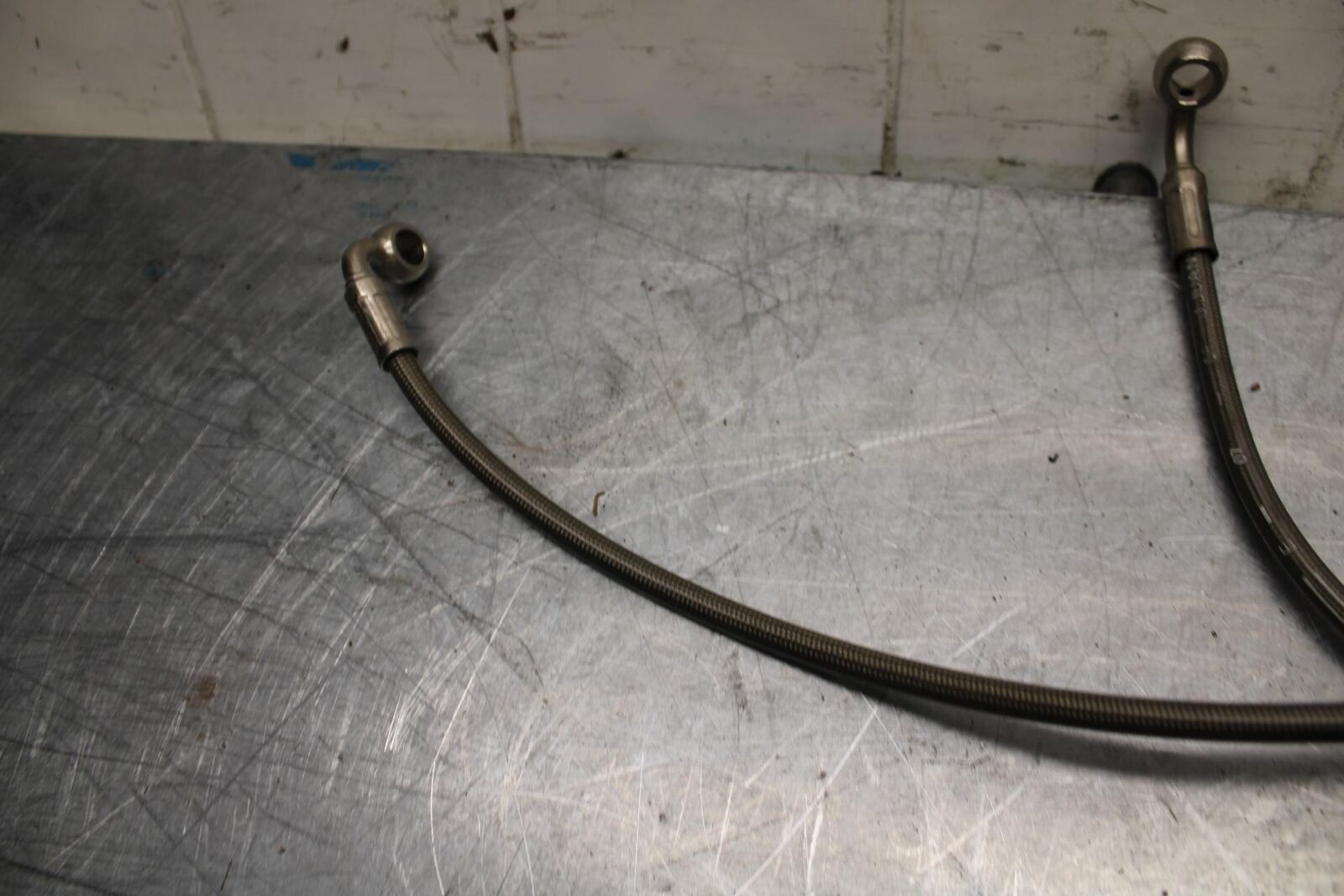 06-07 TRIUMPH DAYTONA 675 DAYTONA 675 BRAIDED FRONT BRAKE CALIPER HOSES  BB441