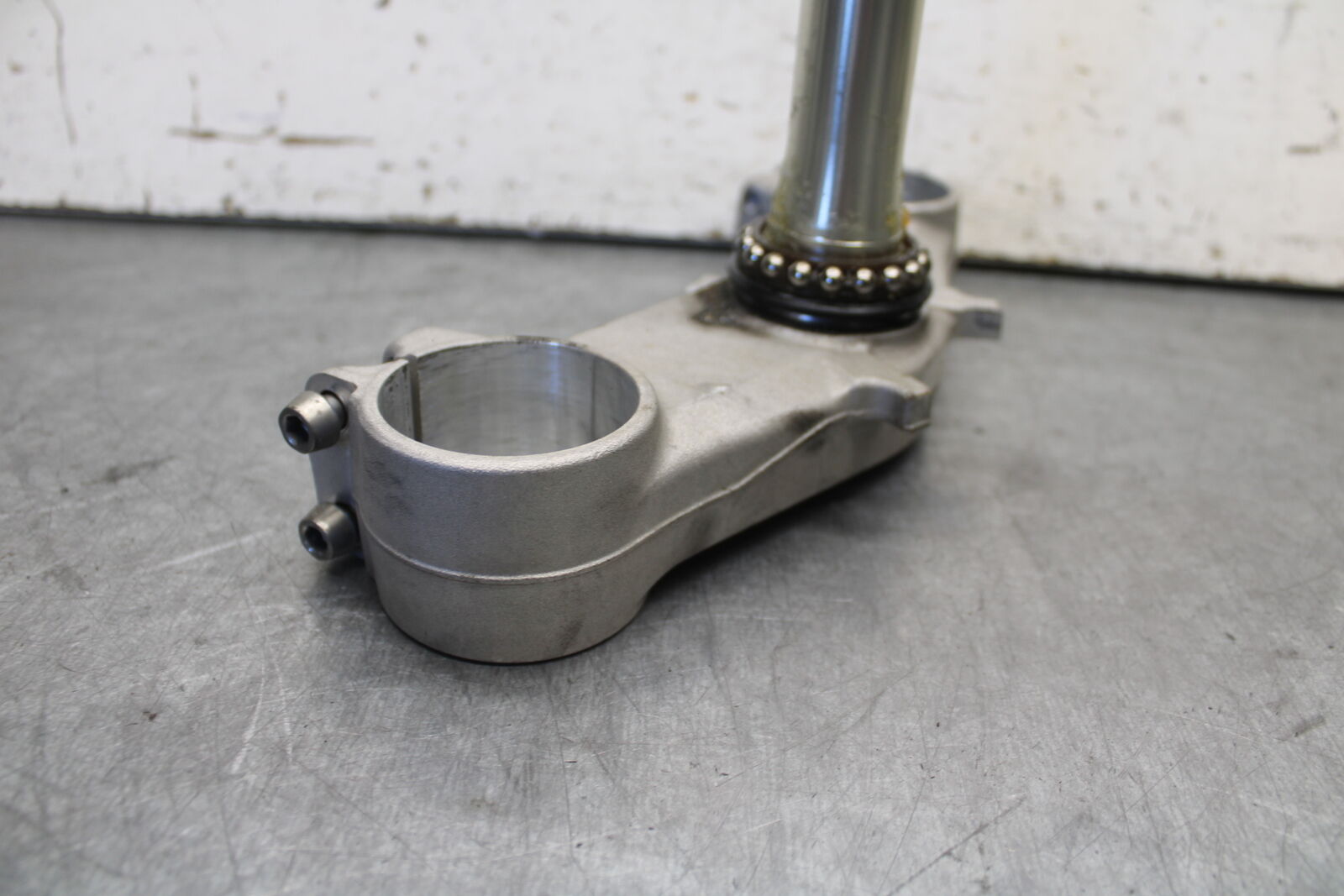 09-12 KAWASAKI NINJA ZX6R FRONT FORKS CLAMP LOWER TRIPLE TREE STEM BB698