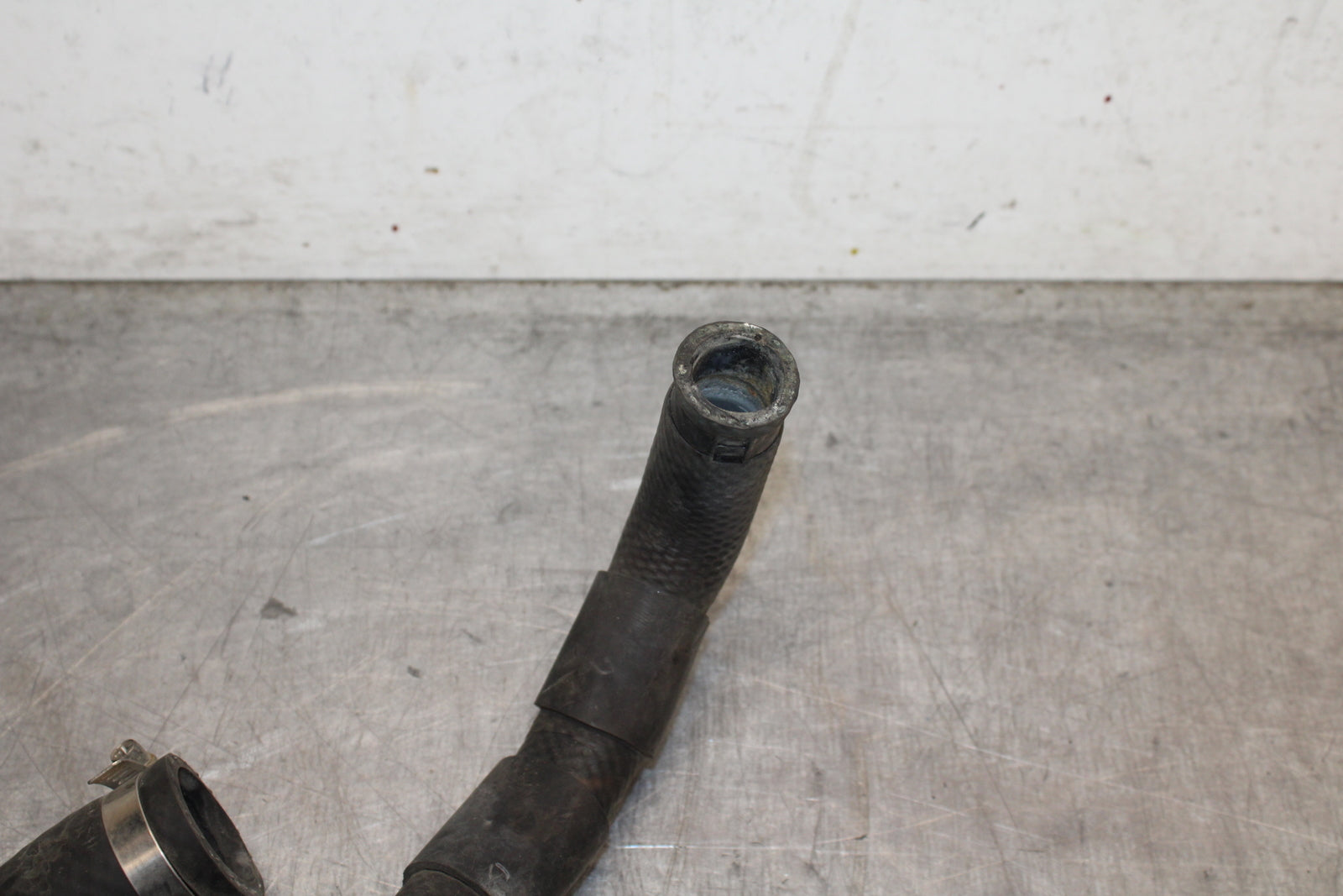 05-08 KAWASAKI VULCAN 1500 VN1500N CLASSIC RADIATOR HOSES BB133