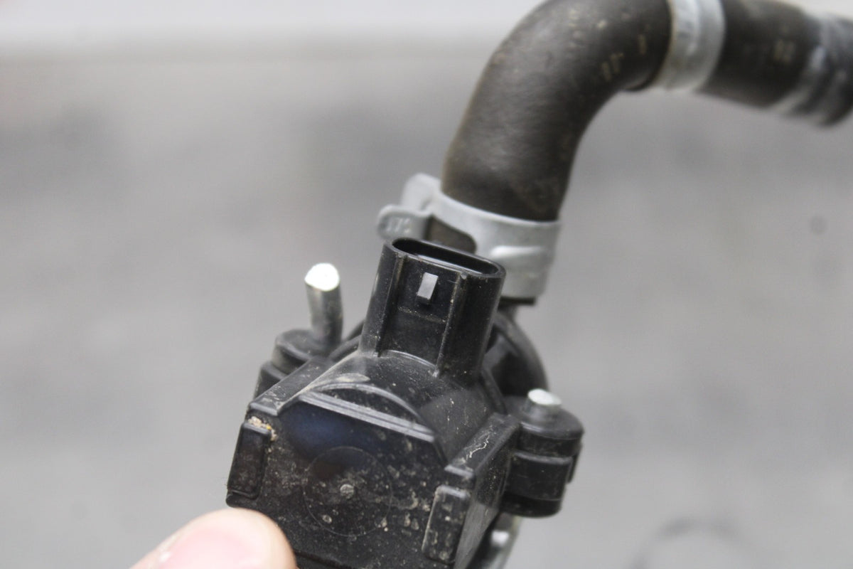 15-26 SUZUKI GSXR600 AIR VALVE SOLENOID TOP ENGINE SWITCH SENSOR BB888