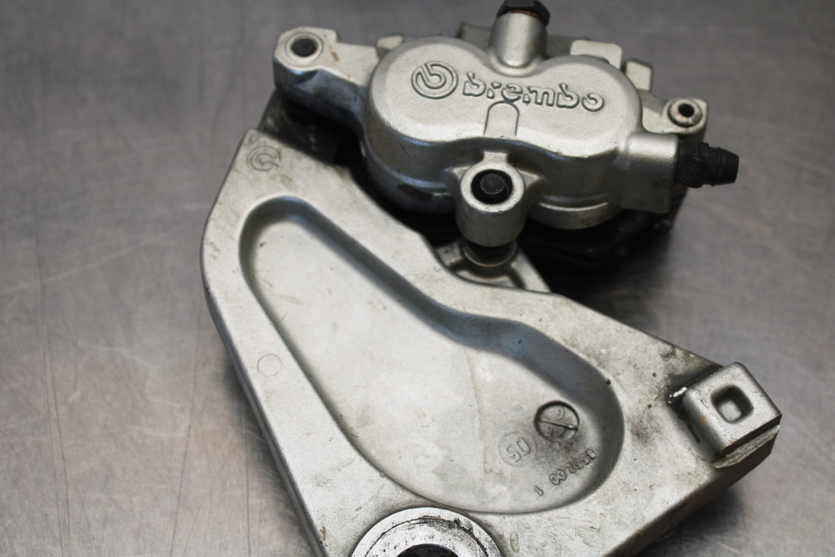 05-06 VICTORY KINGPIN DELUXE REAR BACK BRAKE CALIPER W MOUNT BRACKET BB195