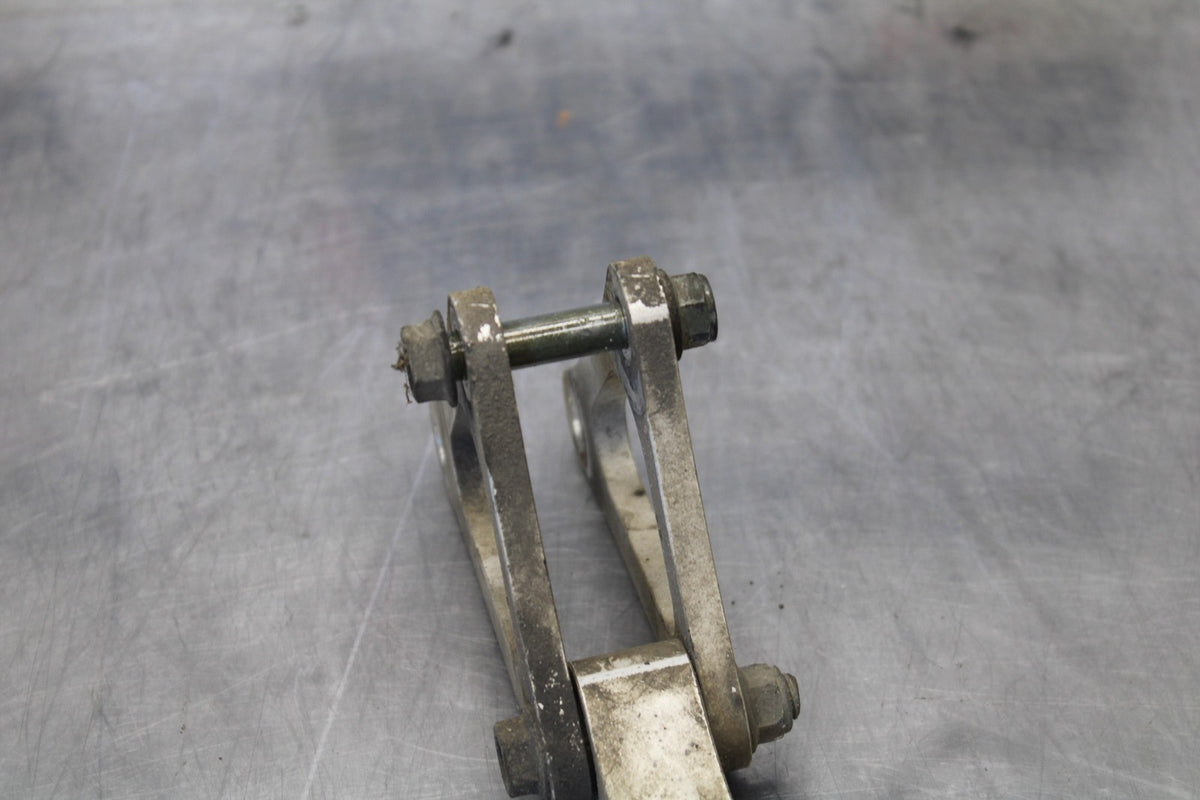 03-04 YAMAHA YZF R6S REAR DOGBONE SHOCK LINKAGE LINK BB890