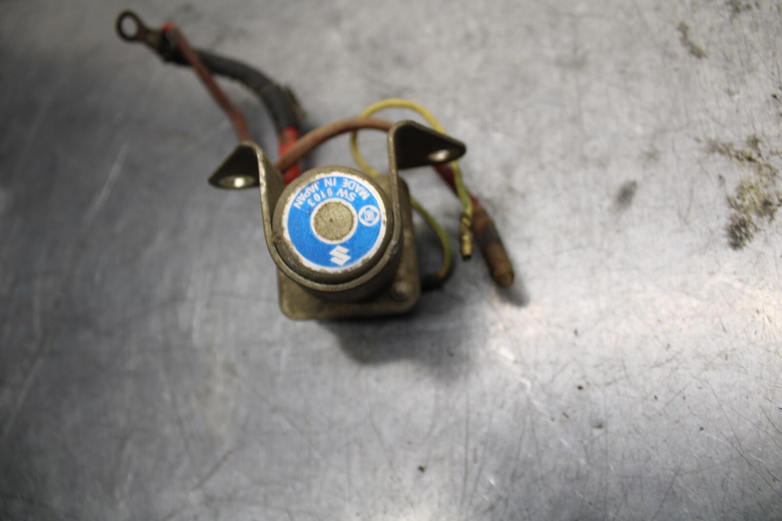 75 SUZUKI GT 550 ENGINE STARTER RELAY STARTING MOTOR SWITCH BB72