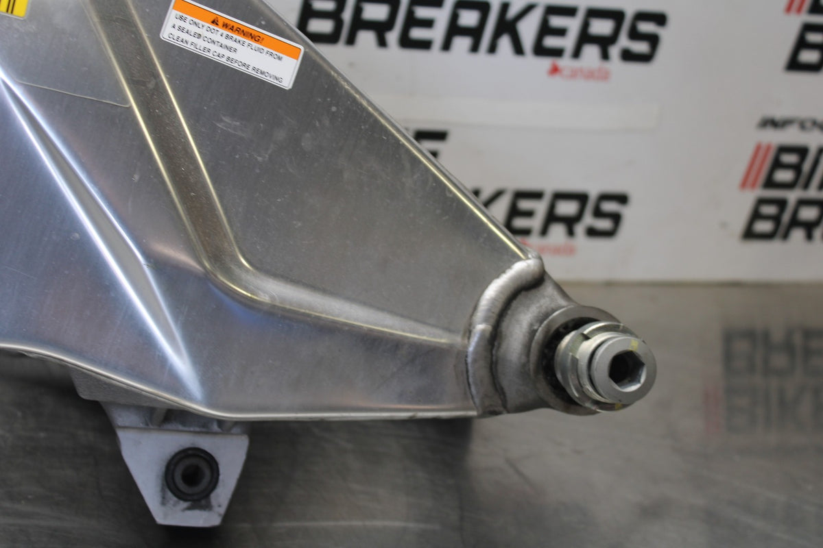 16 APRILIA TUONO V4 1100 REAR SWINGARM BACK SUSPENSION SWING ARM BB905