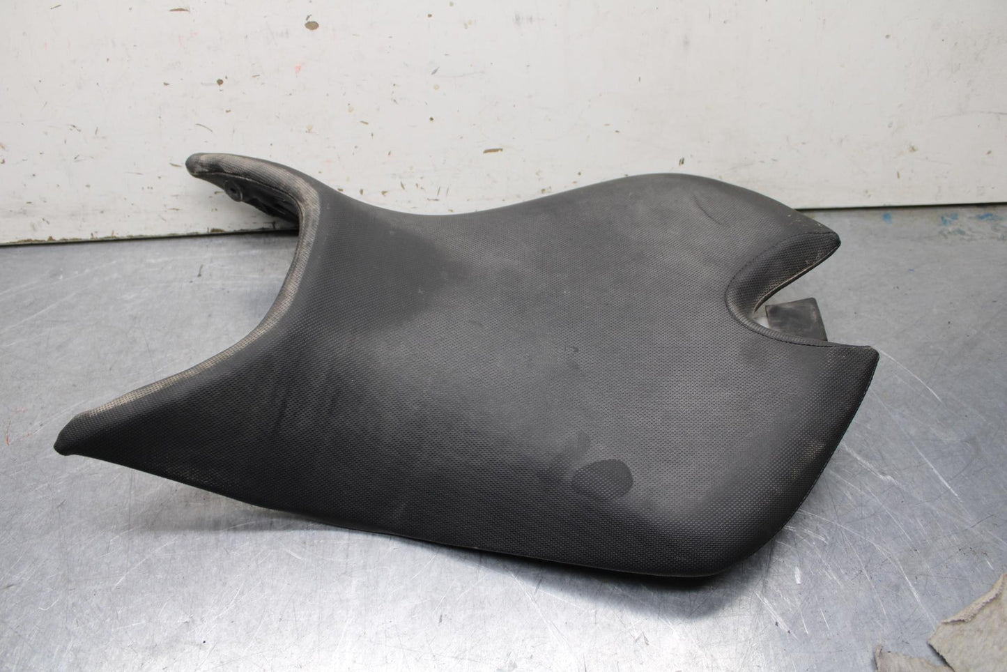 20-23 APRILIA RS660 FRONT DRIVERS SEAT PAD SADDLE PILLION BB643