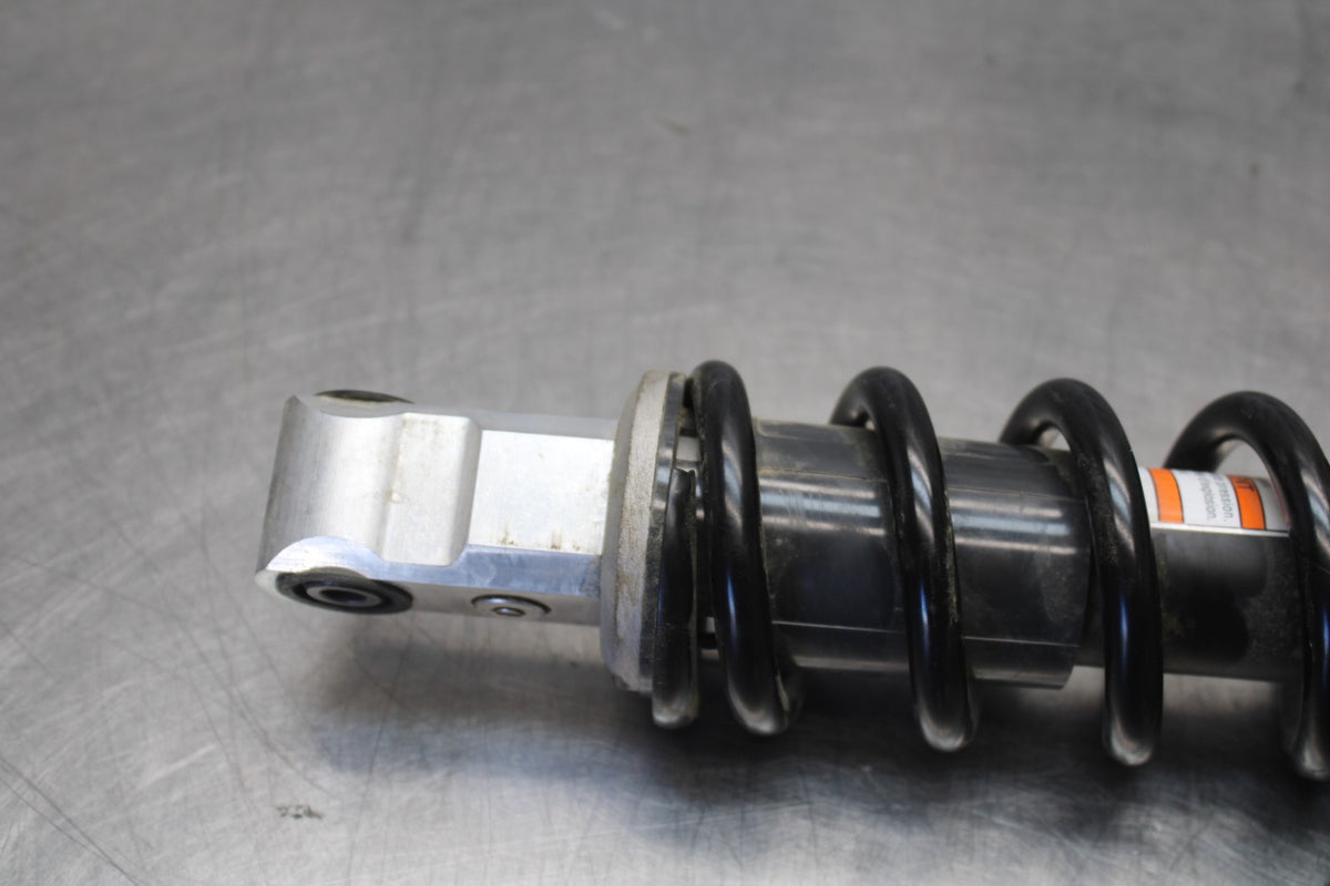 25 KAWASAKI Z900 REAR BACK SHOCK ABSORBER SUSPENSION BB928