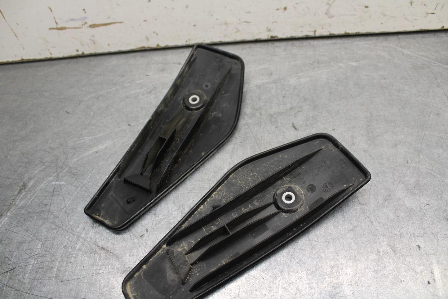 16-18 KTM 690 DUKE  RADIATOR COVERS BB631
