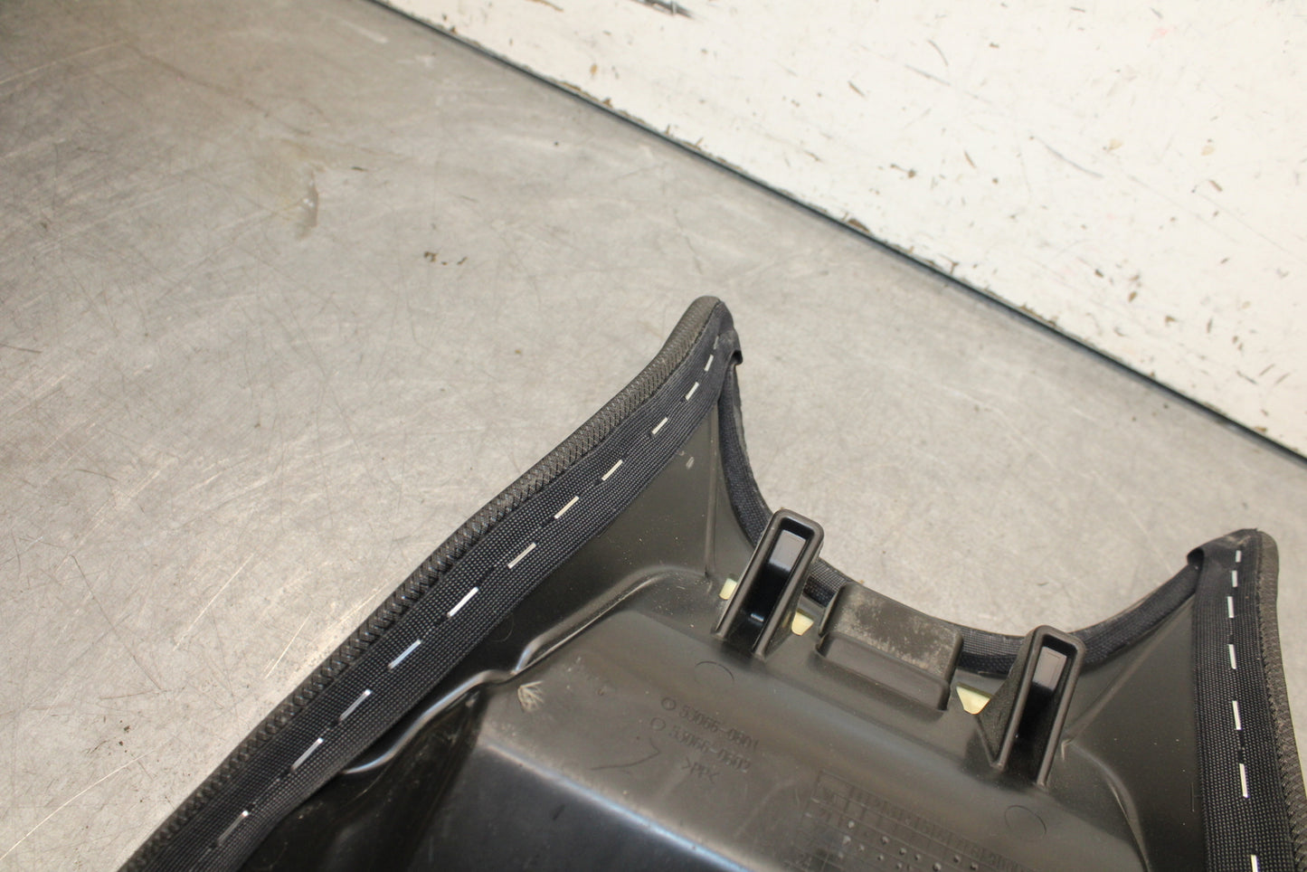 18-23 KAWASAKI NINJA 400 FRONT DRIVERS SEAT PAD SADDLE PILLION BB660