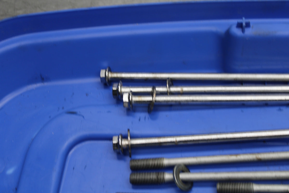 87-03 SUZUKI INTRUDER 1400 VS1400GLP ENGINE BOLTS HARDWARE BB752
