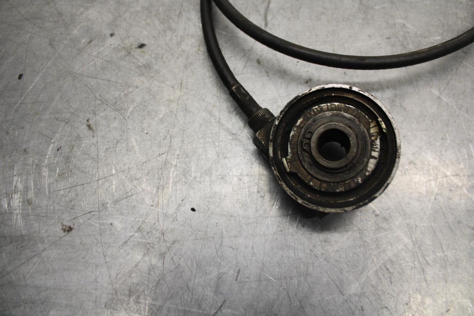 1981 Suzuki GS850G SPEED DRIVE GEAR HUB with CABLE BB37