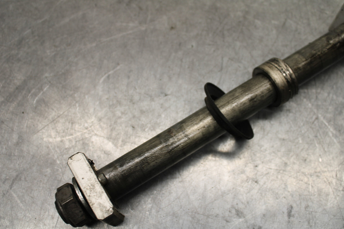07-08 YAMAHA YZF R1 REAR AXLE BACK WHEEL RIM PIVOT BOLT AXEL BB724