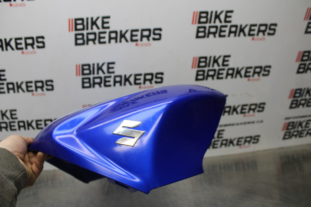 07 SUZUKI GSXR1000 FRONT GAS TANK FUEL CELL FAIRING COWL COVER TRIM BB770