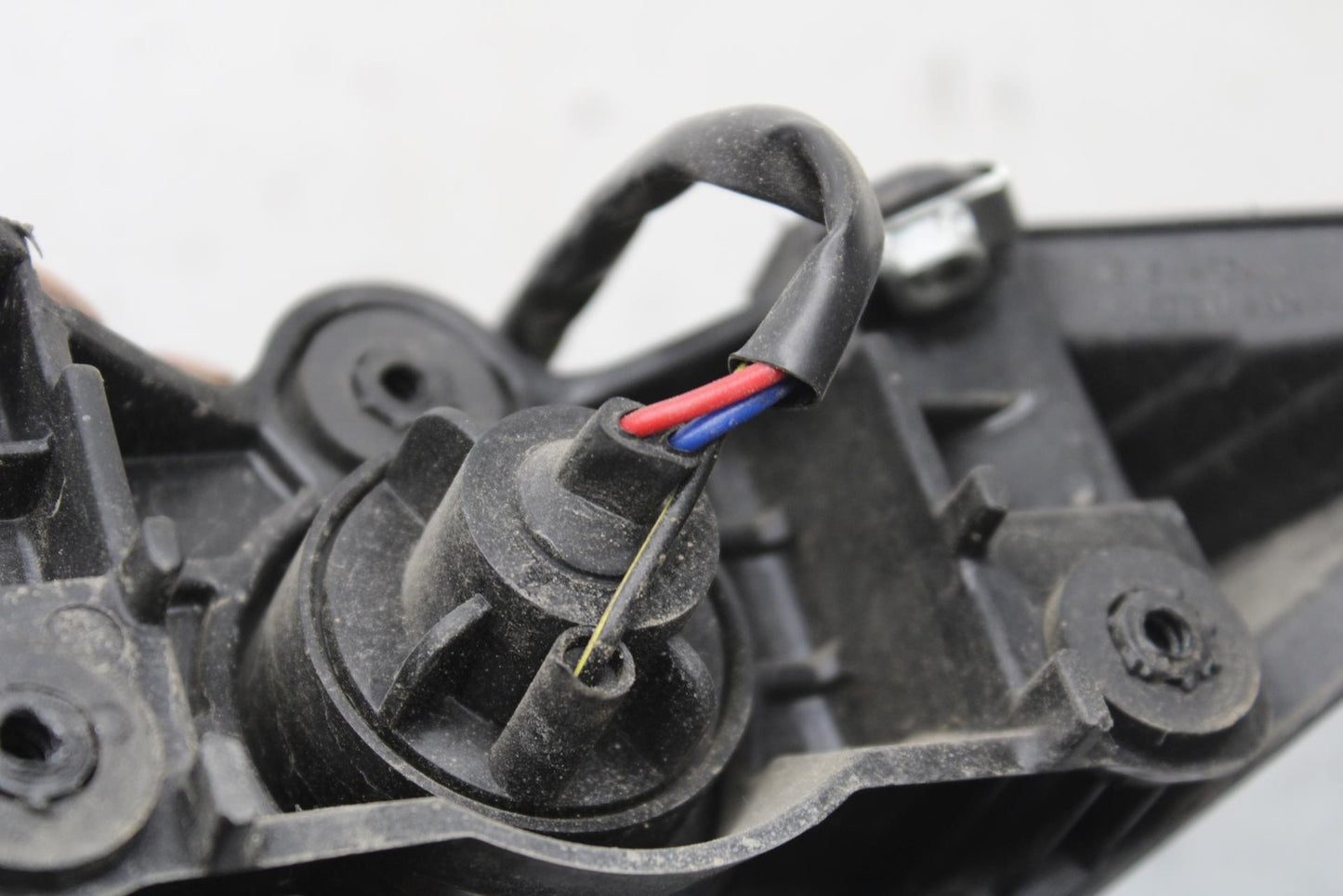 15-16 KAWASAKI EX300 REAR TAIL TAILLIGHT BACK BRAKE LIGHT BB635