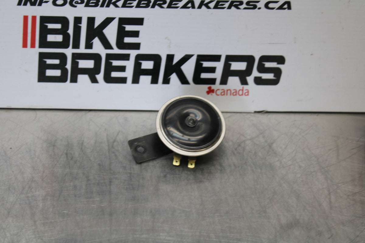 24-25 KAWASAKI NINJA ZX4R HORN SIGNAL BB174