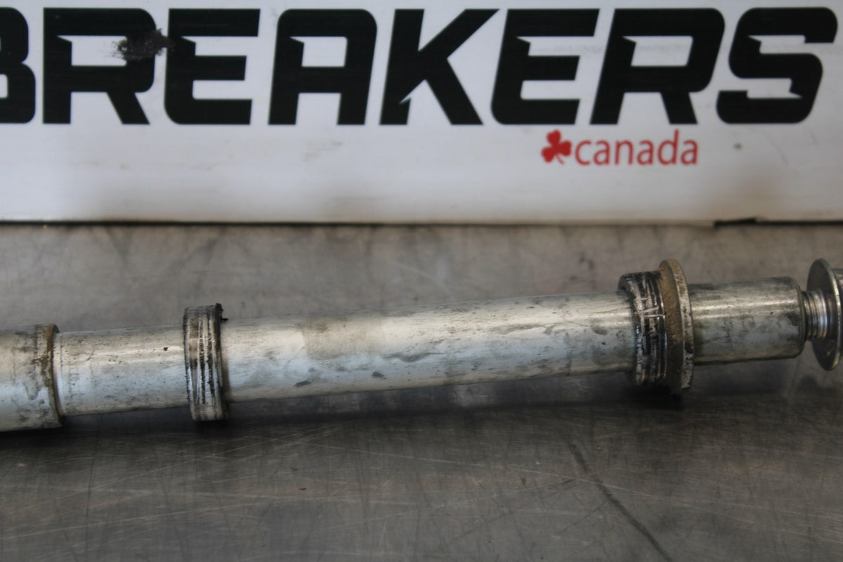 05-06 HONDA CBR600RR FRONT WHEEL RIM AXLE PIVOT BOLT BB893