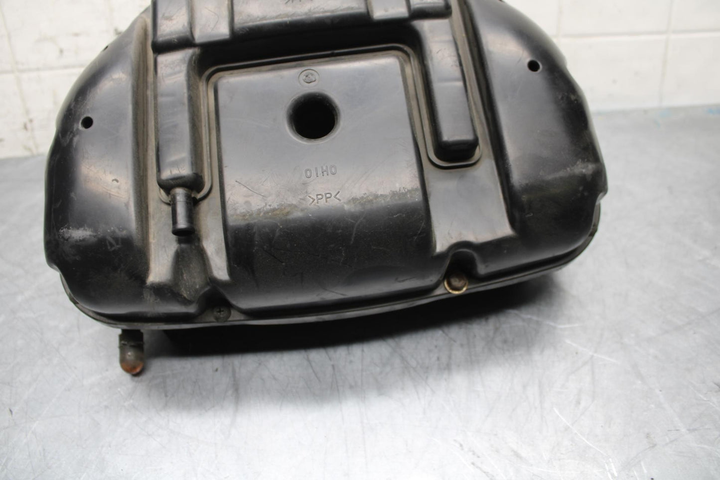06-07 SUZUKI GSXR 600 AIRBOX AIR INTAKE FILTER BOX 01H0 BB499