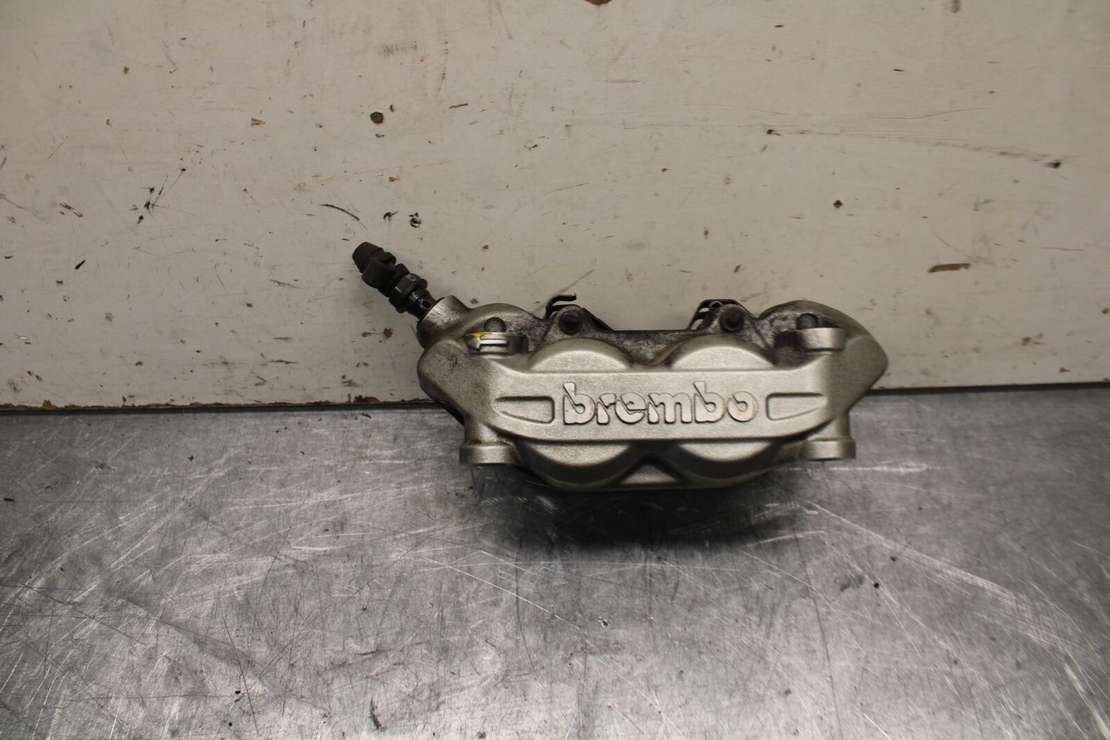 16-18 KTM 690 DUKE  FRONT BRAKE CALIPER BB631