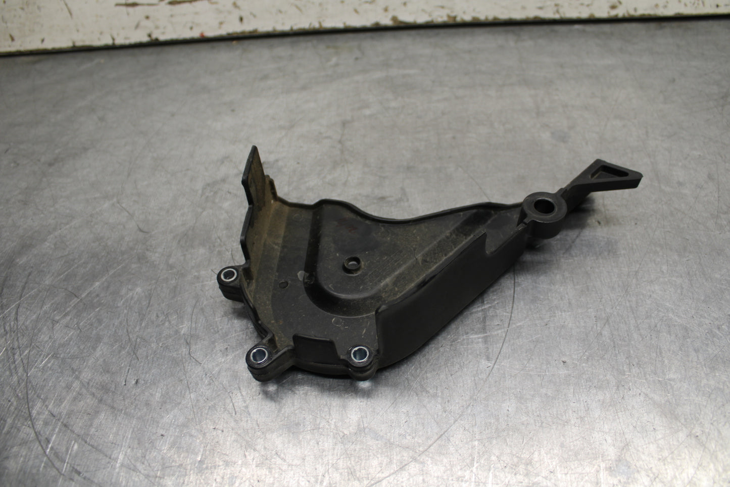 17-24 KTM 390 DUKE ENGINE SPROCKET COVER BB734