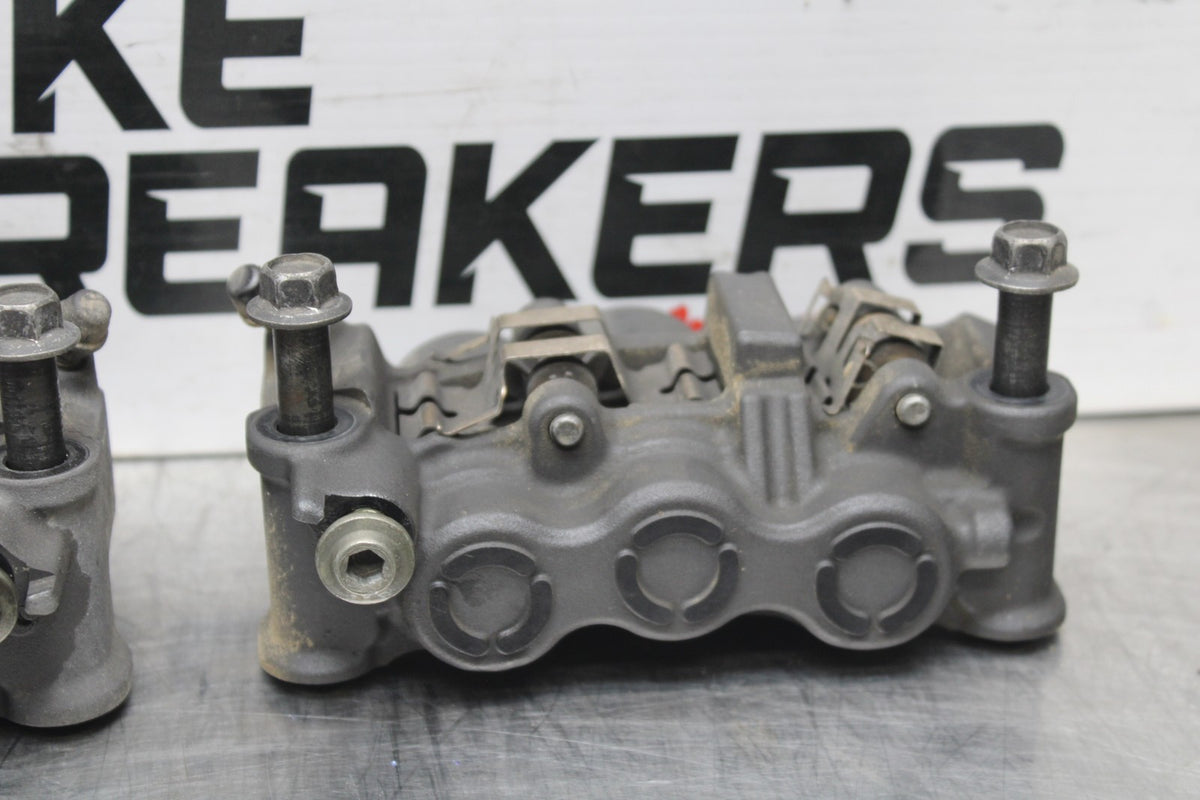 07 YAMAHA YZF R1 RIGHT LEFT FRONT BRAKE CALIPER SET PAIR CALIPERS BB826