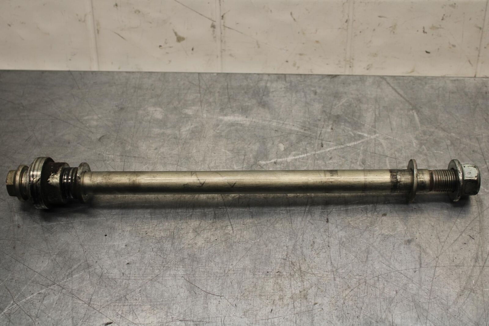 19-21 YAMAHA YZF R3 REAR AXLE BACK WHEEL RIM PIVOT BOLT AXEL BB588
